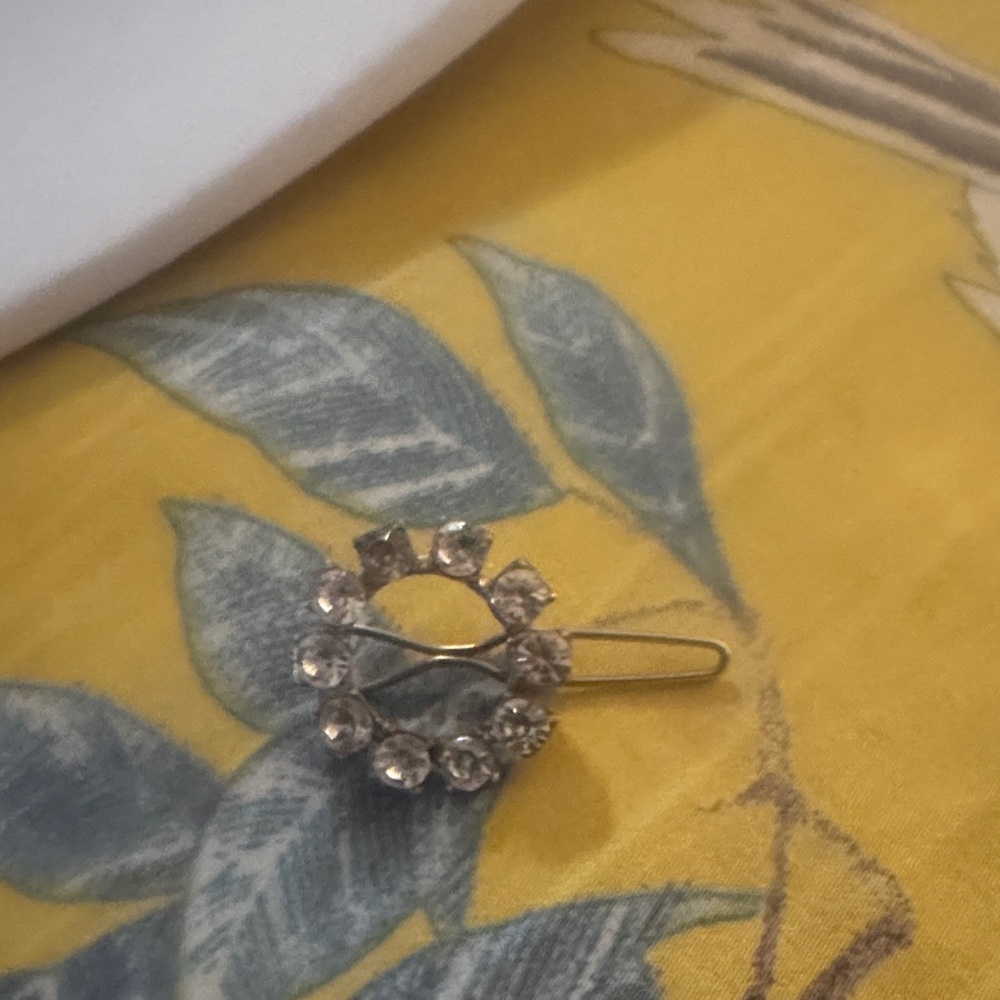 Crystal Circle Hair Clip - Clear Rhinestone Accent